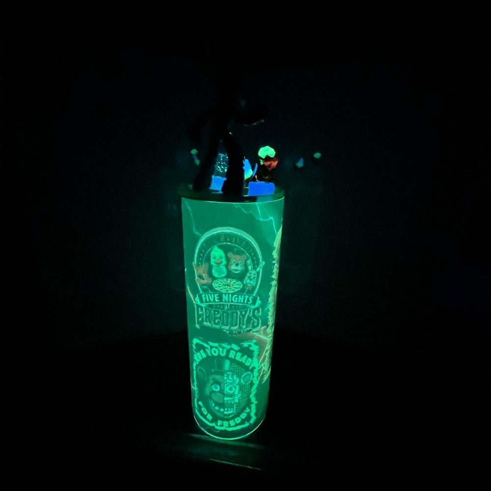 Five  nights at Freddy’s glow tumbler
